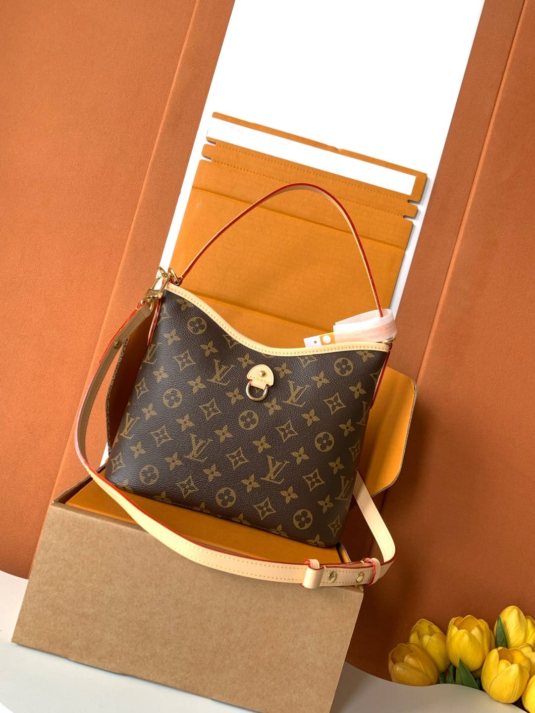 Louis Vuitton Lineup BB-Style Shoulder Bag — M28423