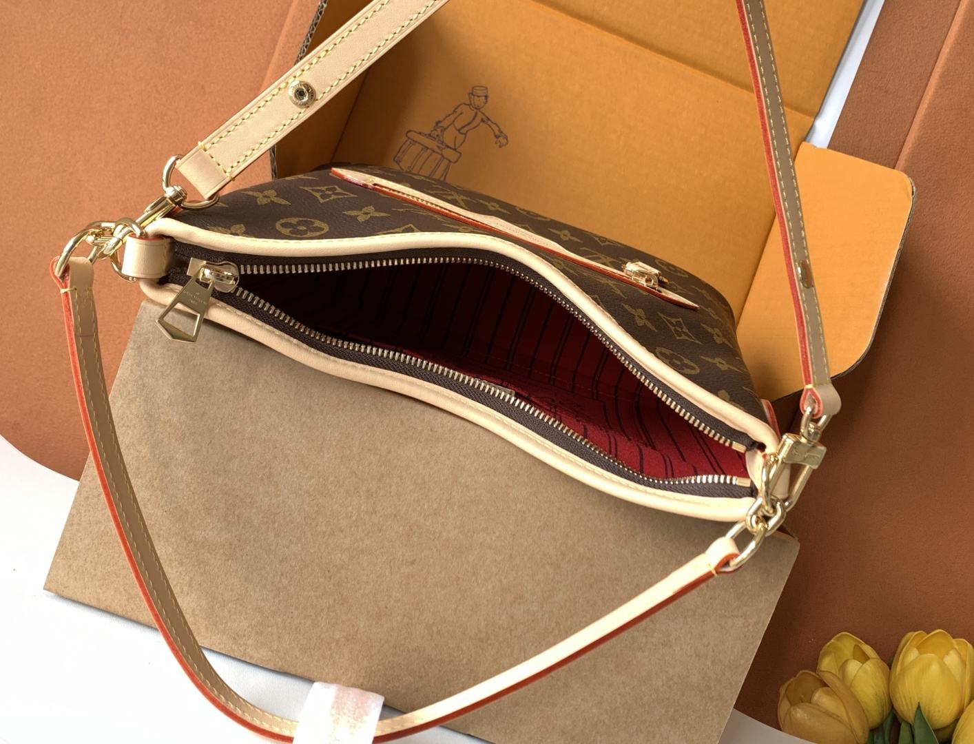Louis Vuitton Lineup BB-Style Shoulder Bag — M28423