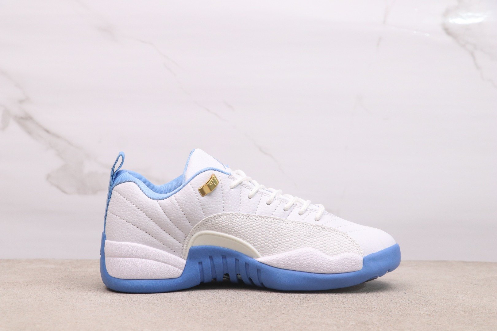 Air Jordan 12 Low CT8013-112