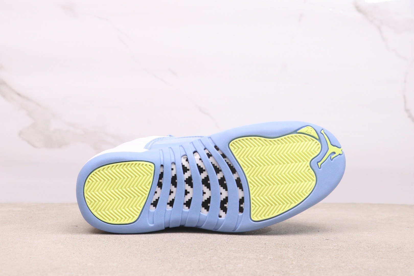 Air Jordan 12 Low DQ4365-114