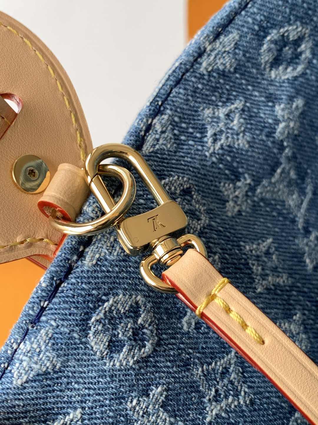 Louis Vuitton All In BB — LV-M28107-SRC0103
