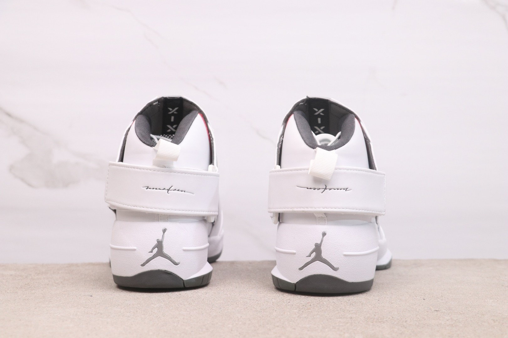 AIR JORDAN 19 RETRO 307546-102