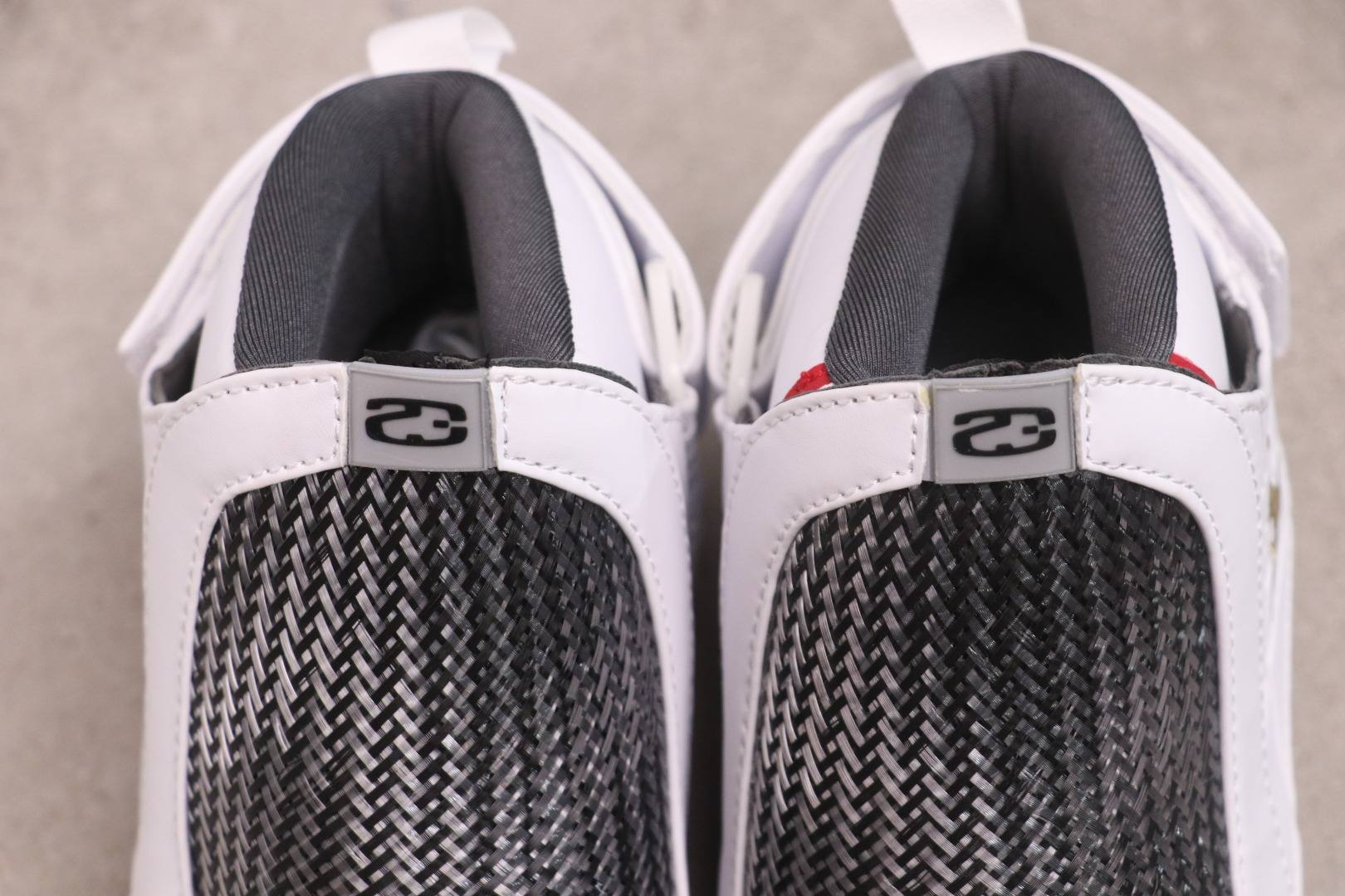 AIR JORDAN 19 RETRO 307546-102