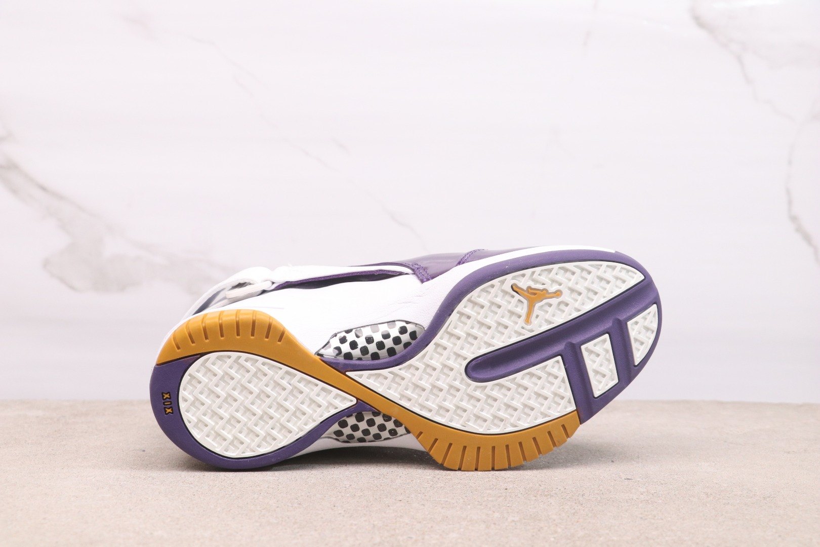 AIR JORDAN 19 RETRO 307546-172