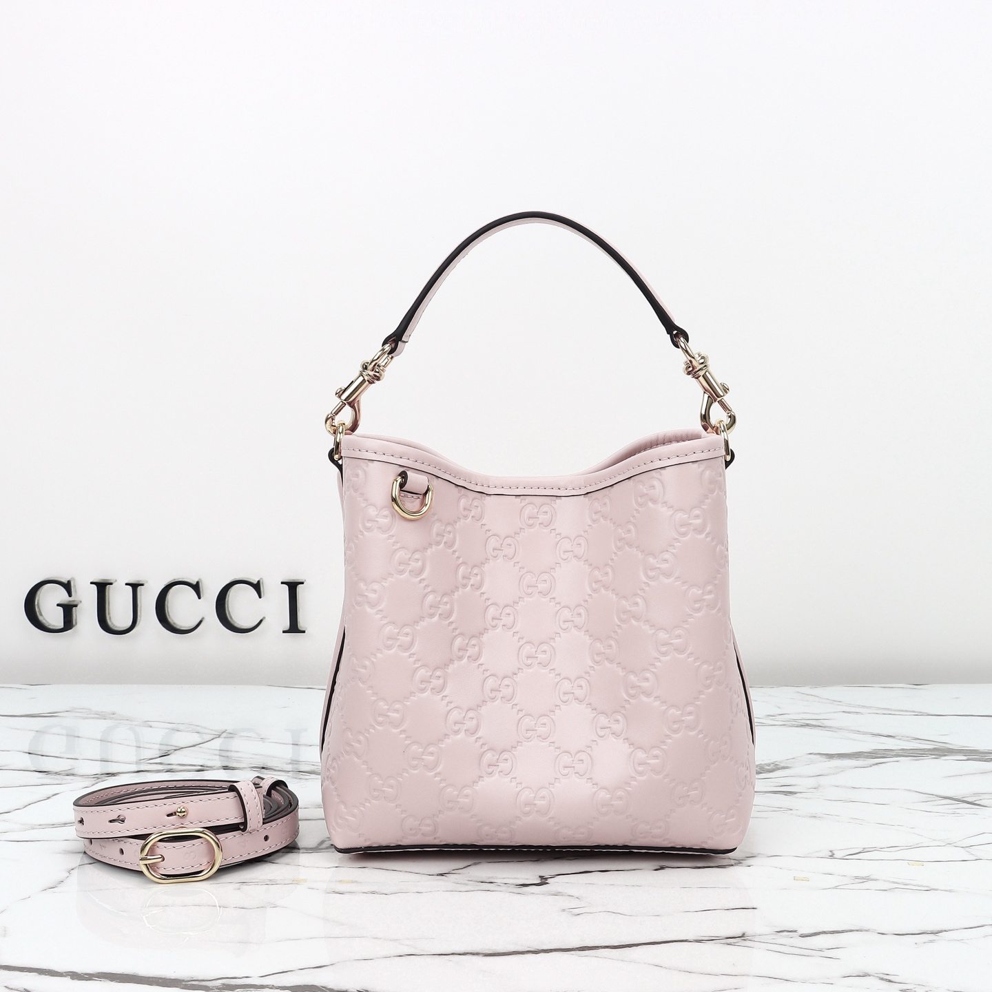 Gucci GG Emblem small bucket bag โ 815118