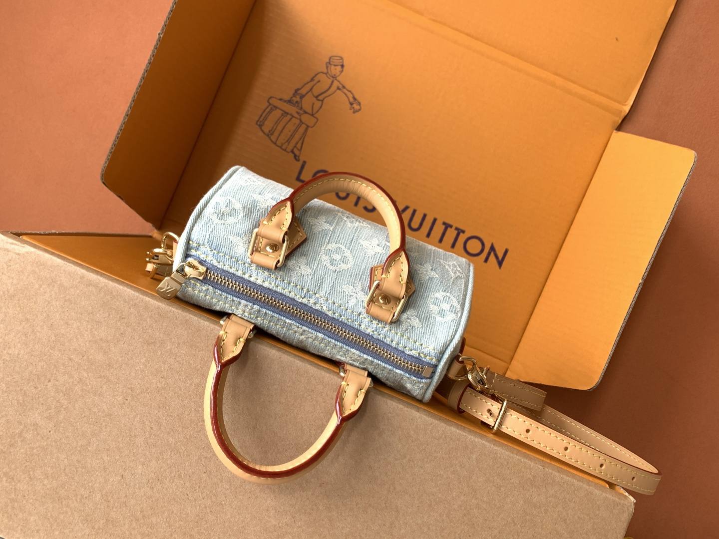 Louis Vuitton Nano Speedy — LV-M11212-SRC0117