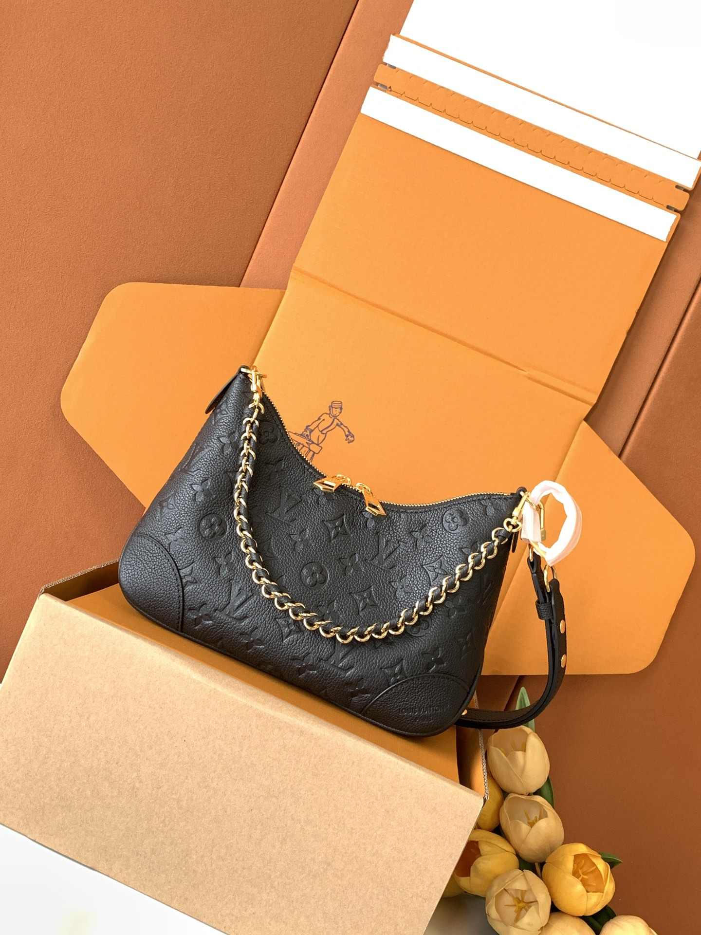 Louis Vuitton Boulogne PM โ LV-M12930-SRC0124