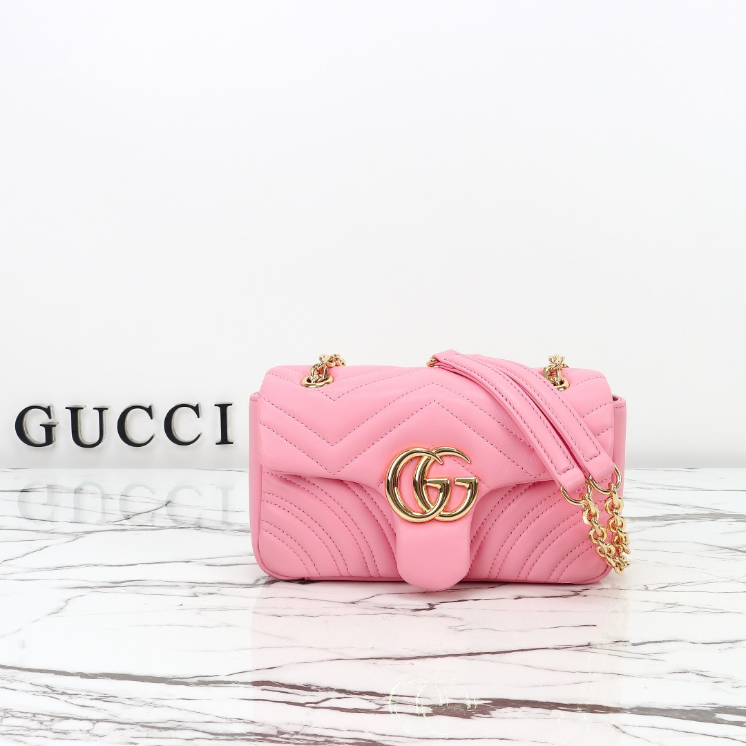 Gucci GG Marmont small shoulder bag in pink โ 837280