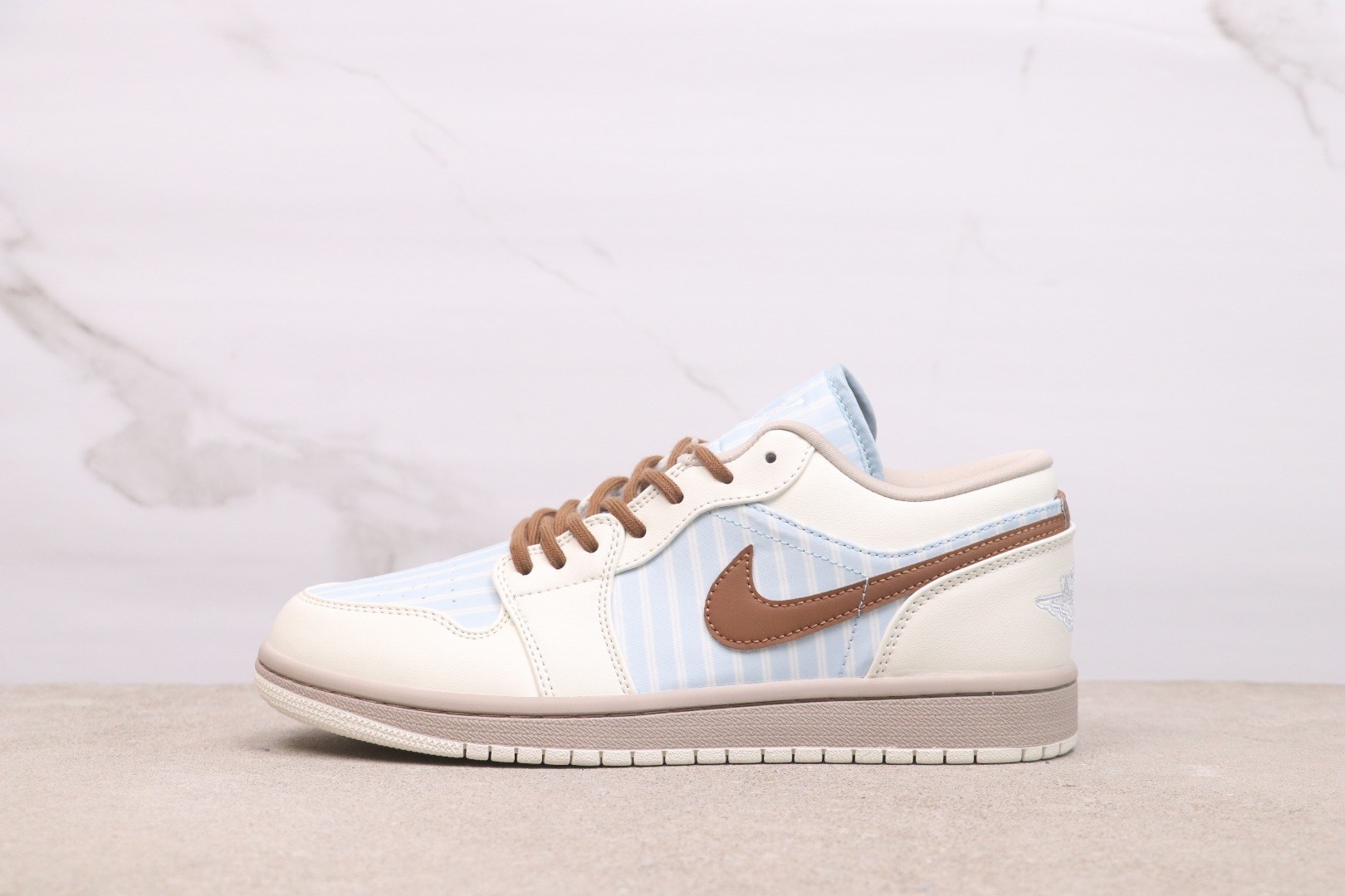 Air Jordan 1 Low SE “Pinstripes” IR7553-422