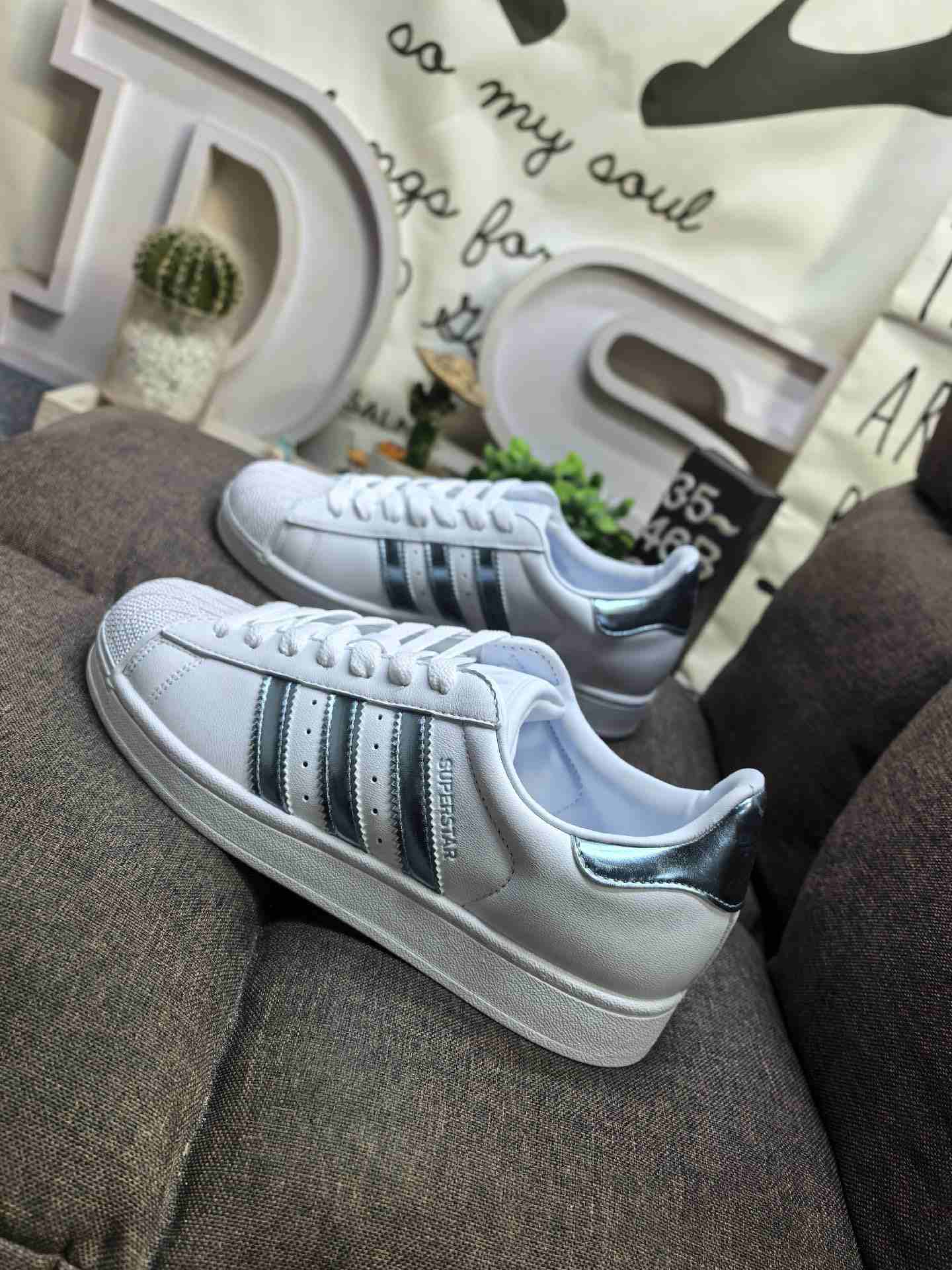 adidas SUPERSTAR II Shoes