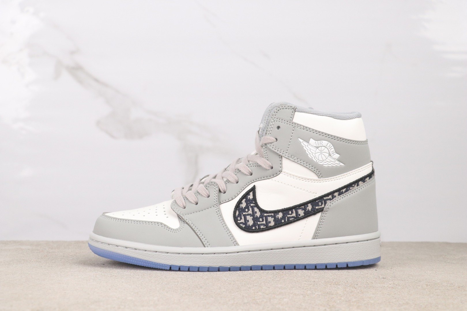 Air Jordan 1 High CN8607-002