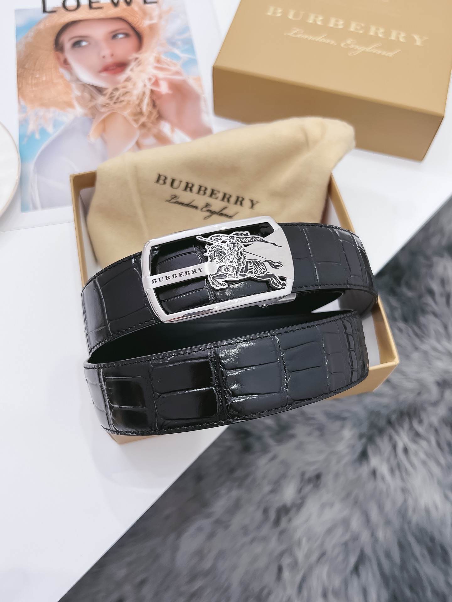Burberry Belt – 35mm