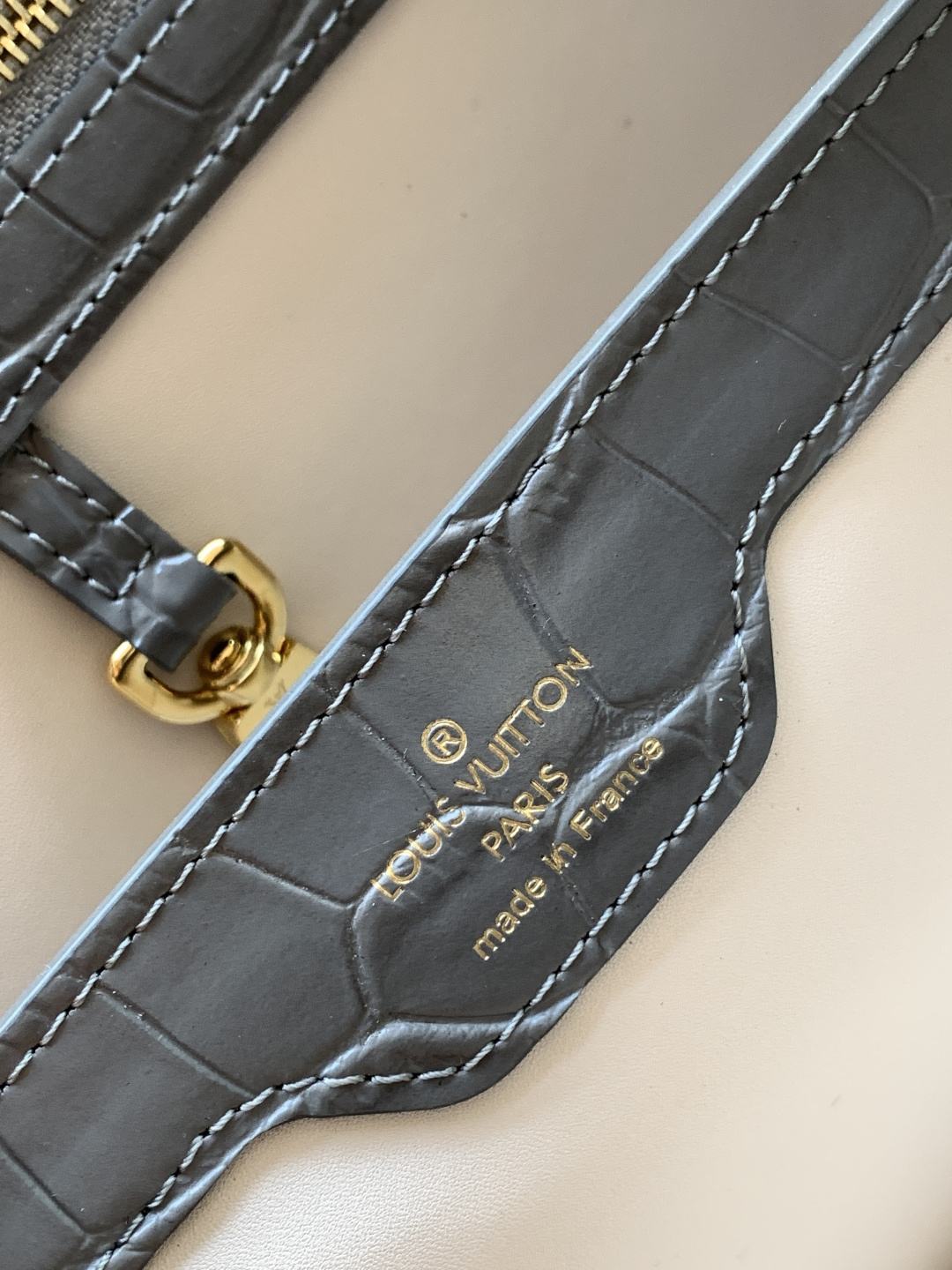 Louis Vuitton Capucines-Style Top-Handle Bag with Crocodile-Effect Texture — M81215