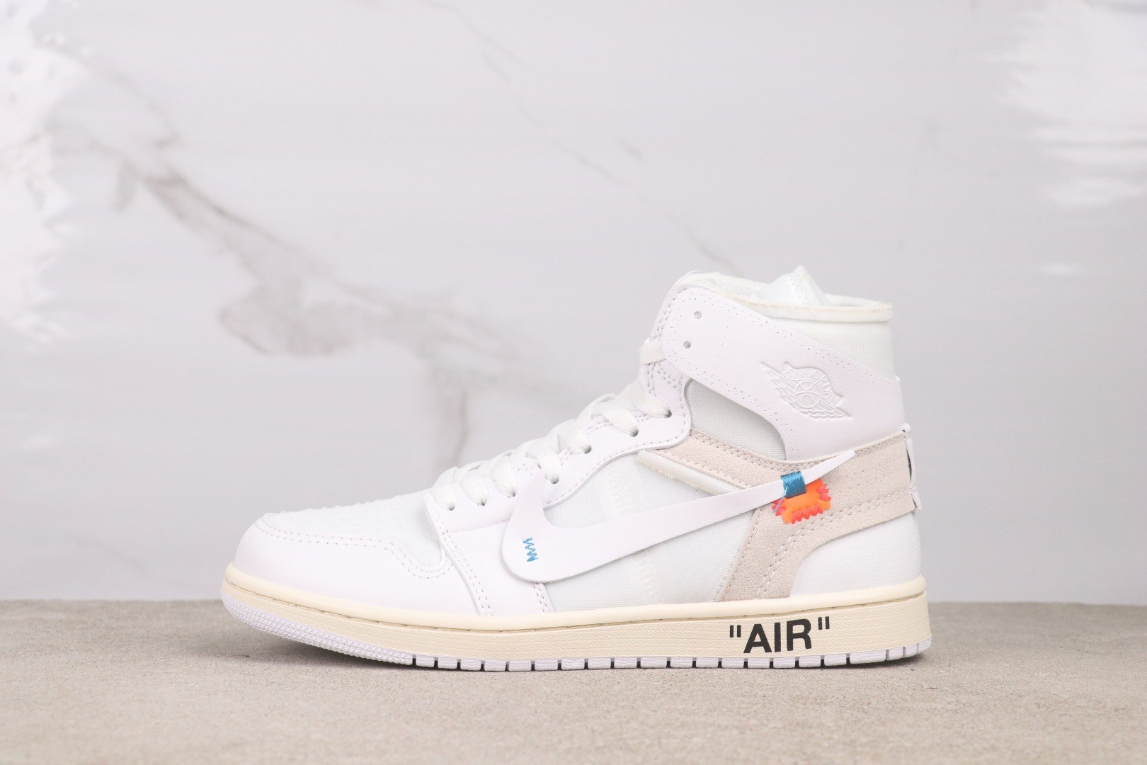 Air Jordan 1 High AA3834-100