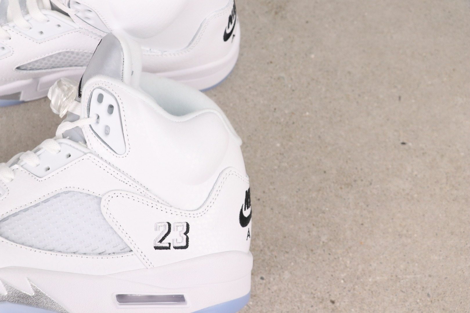 Air Jordan 5 Is Returning in Its HQ7978-103