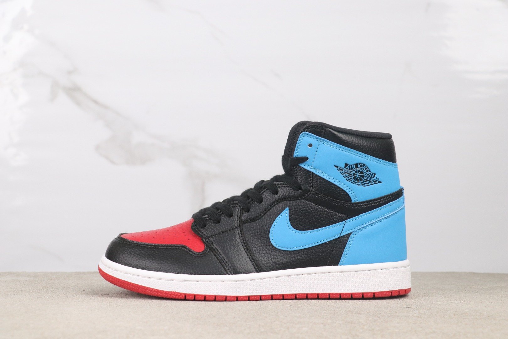 Air Jordan 1“ UNC To CHI” CD0461-046