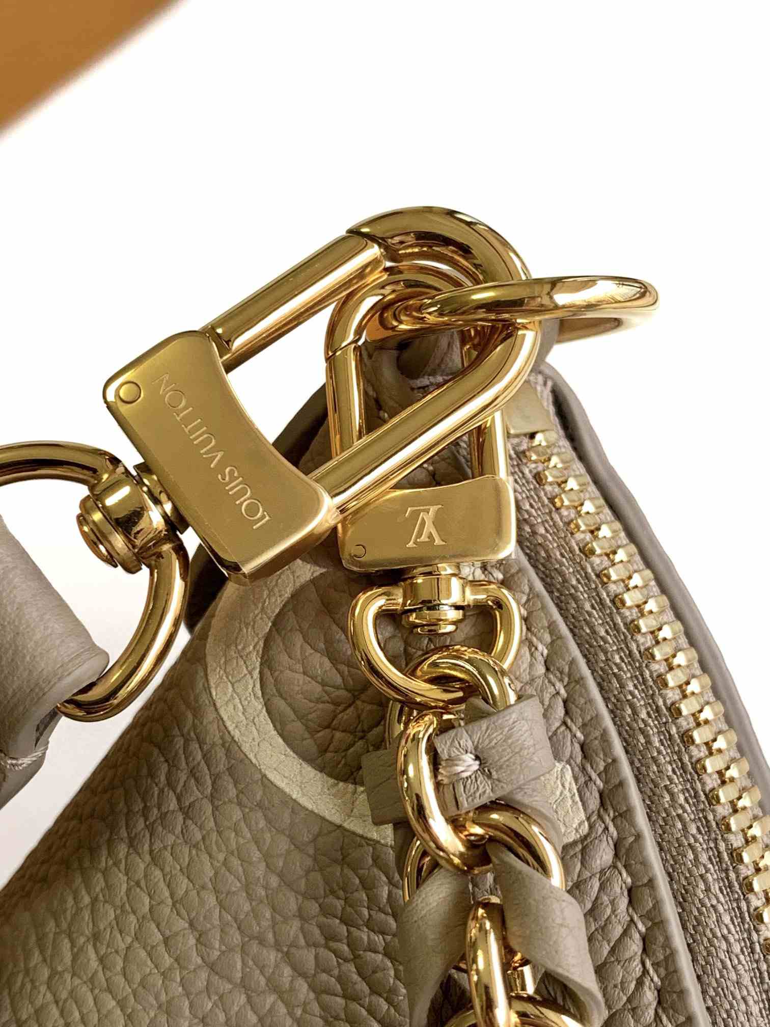 Louis Vuitton Boulogne PM — M13224