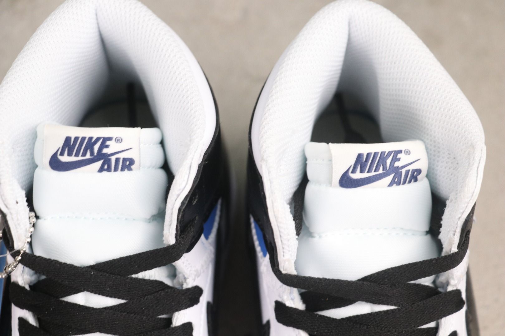 Air Jordan 1 II7282-100