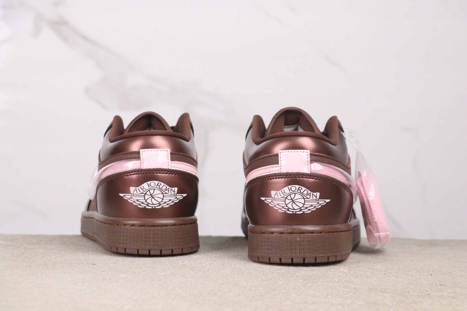Air Jordan 1 Low IQ9787-262