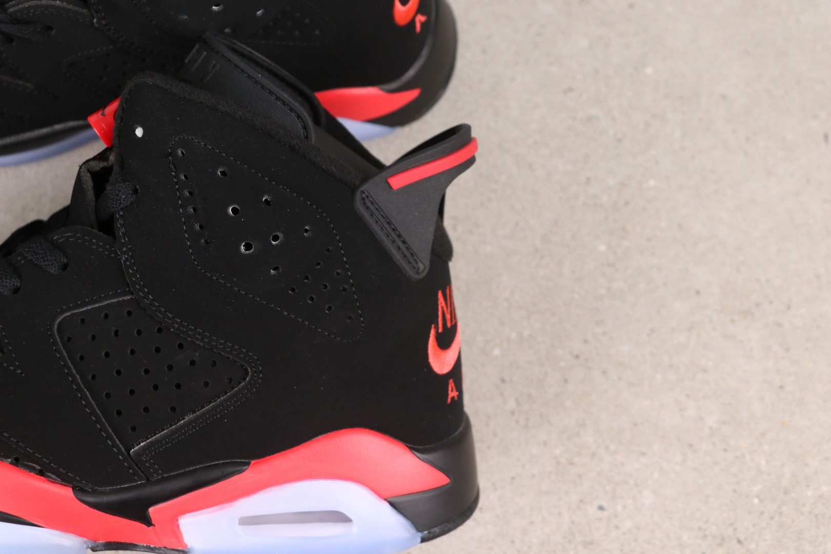 Air Jordan 6 “Reverse Infrared” CT8529-001