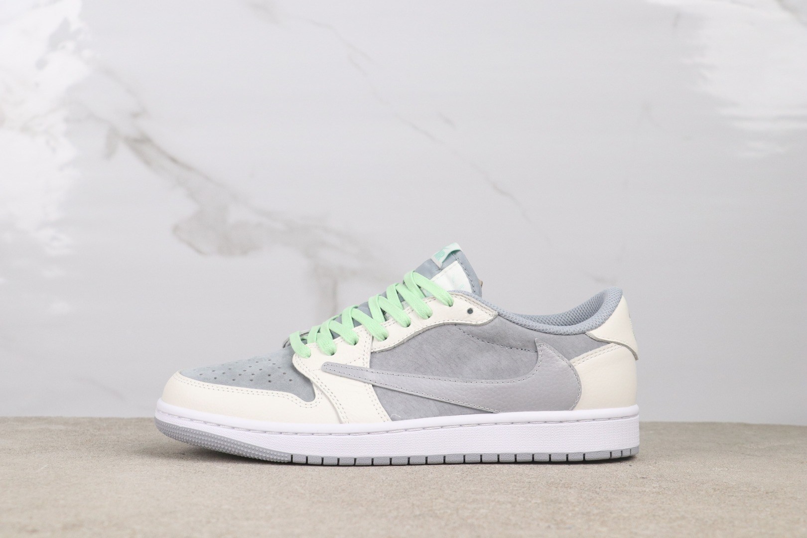 Air Jordan 1 Low OG SP HQ2004-400