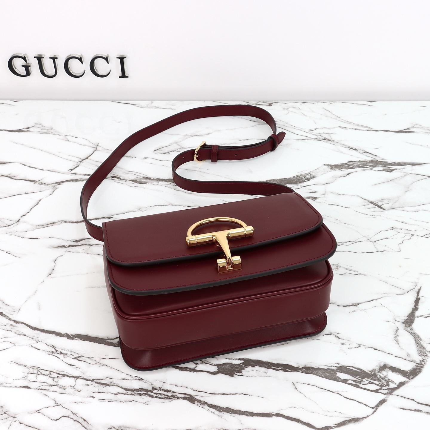Gucci Siena Small Shoulder Bag — 846705