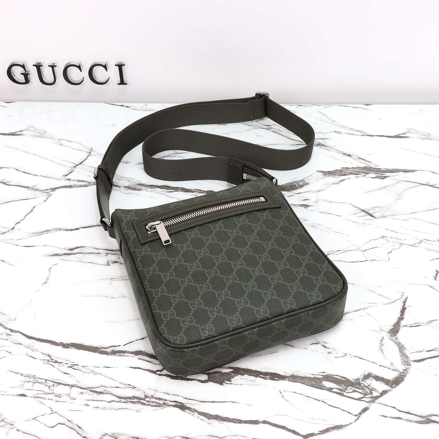 Gucci Small Messenger Bag — 792082