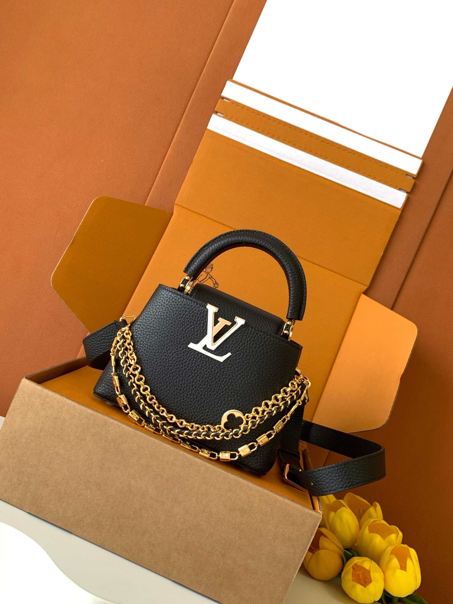 Louis Vuitton Capucines-Style Compact Top-Handle Bag โ M11906