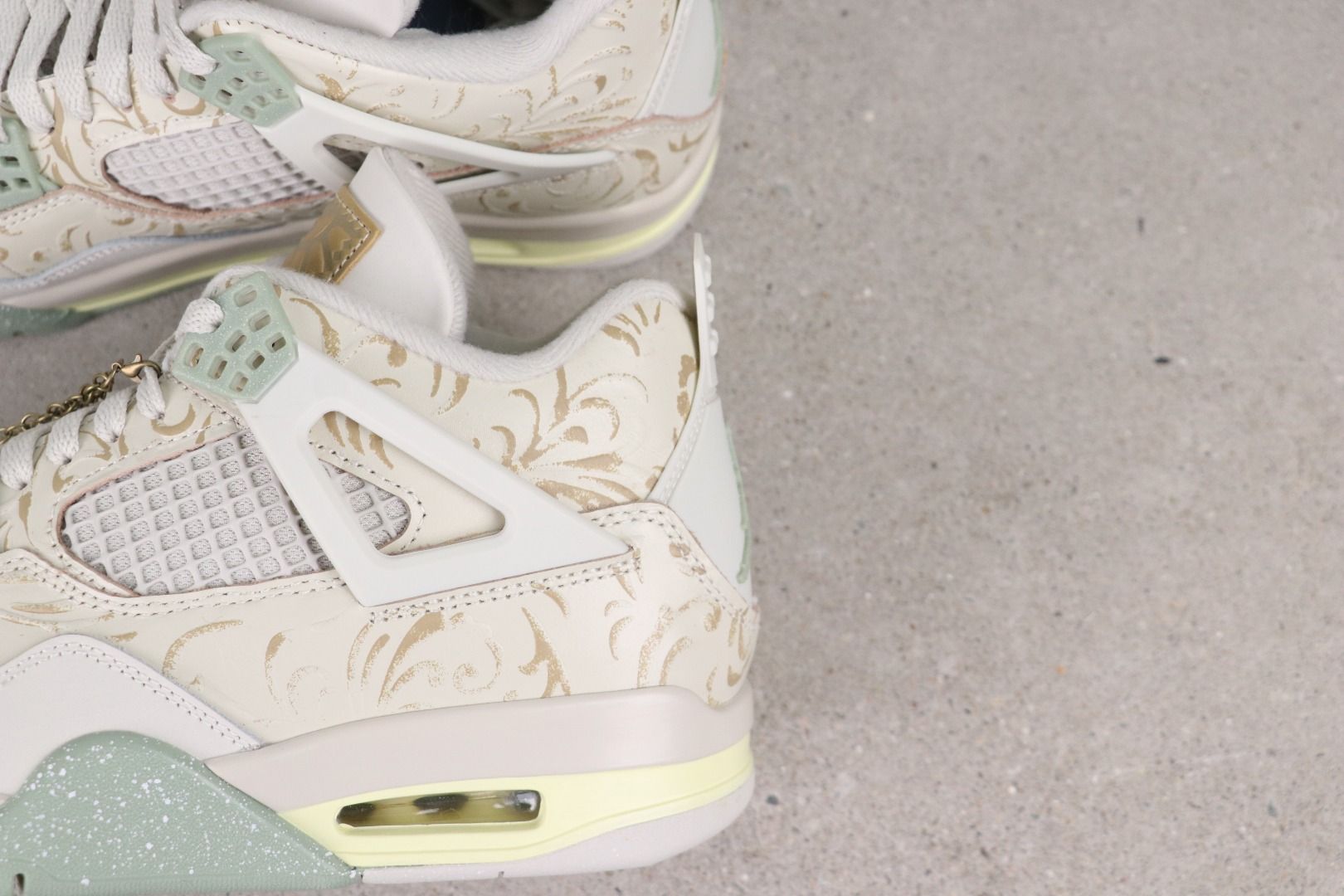 Air Jordan 4 SE “Somos Eternos” IM8116-047