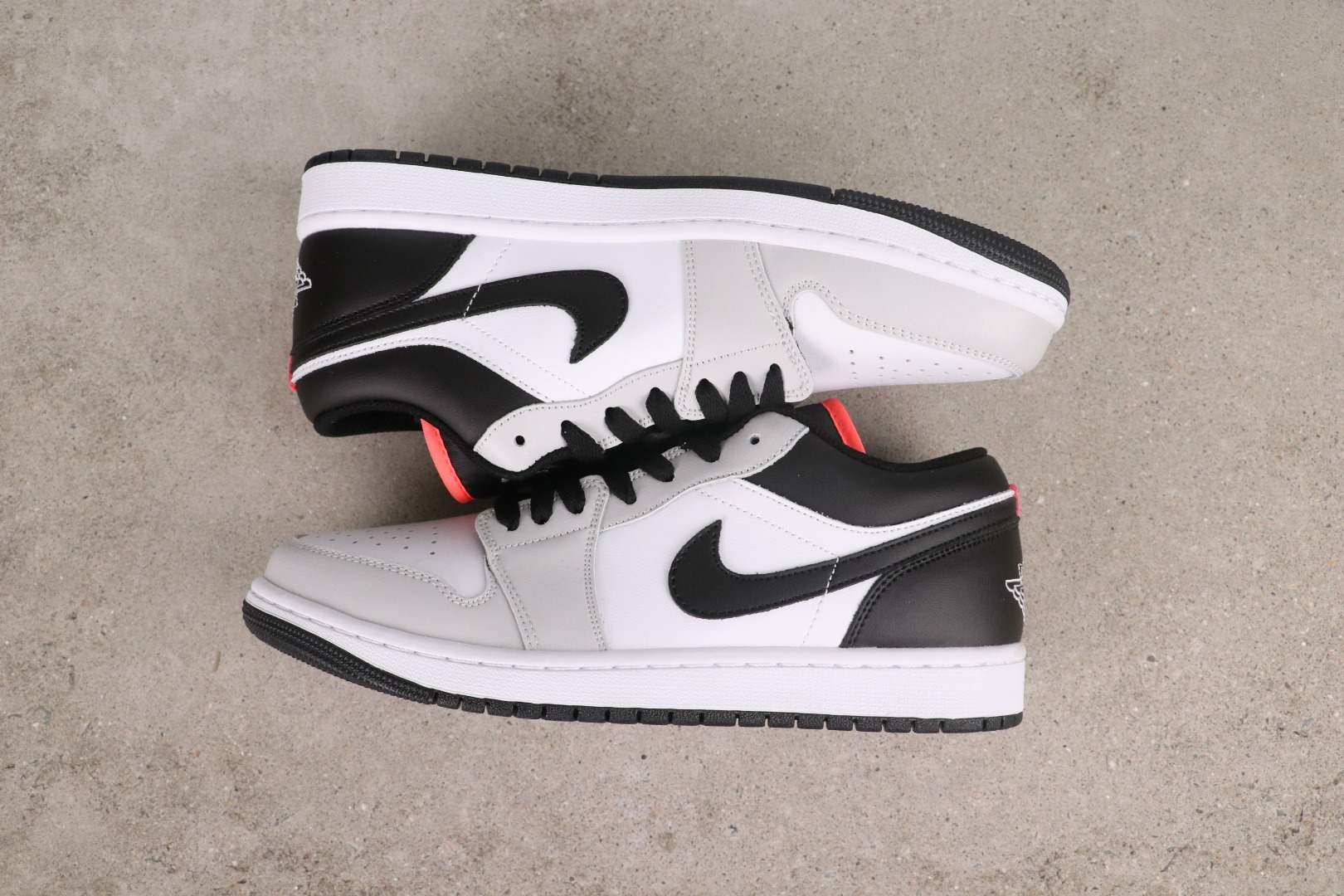 Air Jordan 1 Low 553558-045