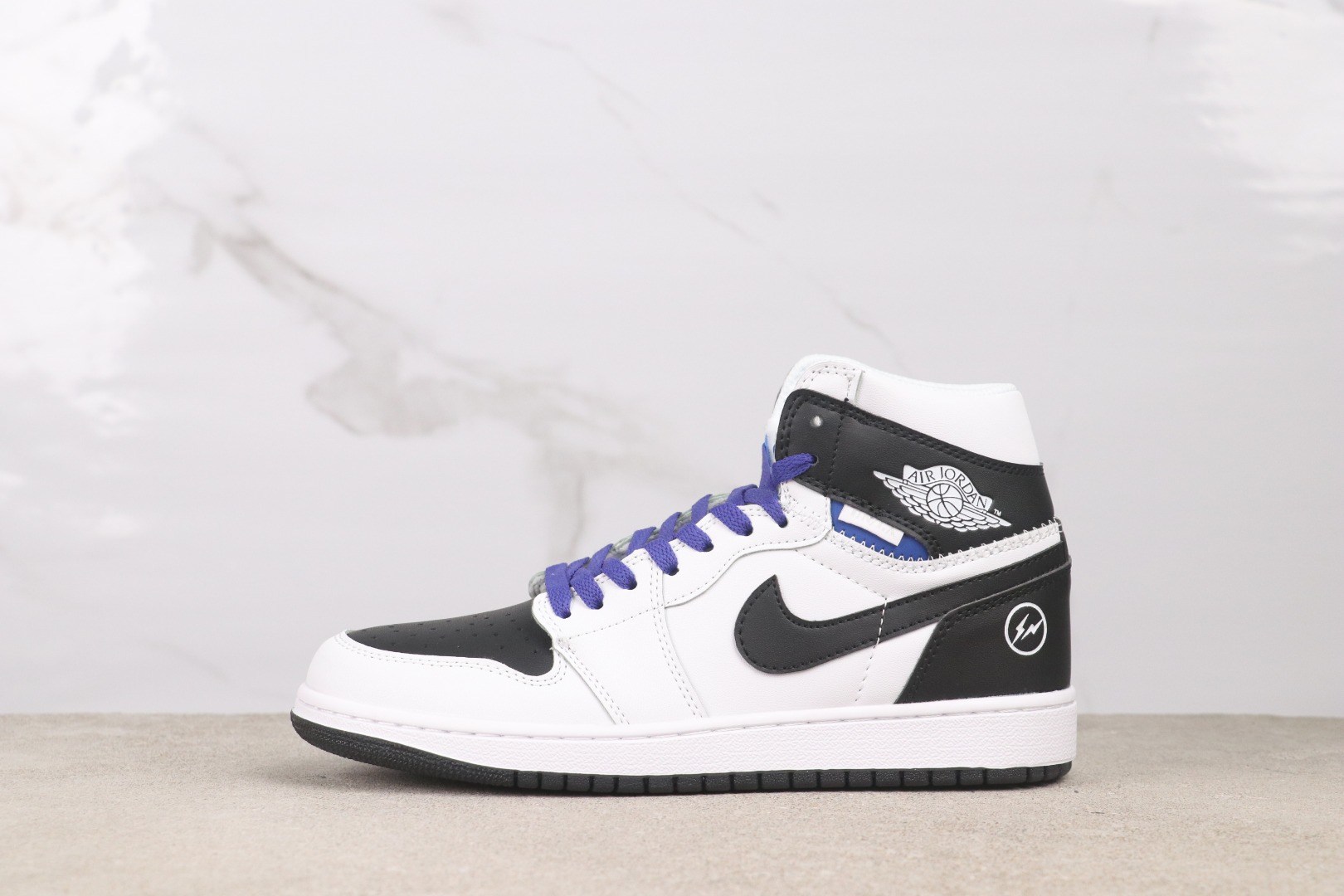 Air Jordan 1 II7282-100