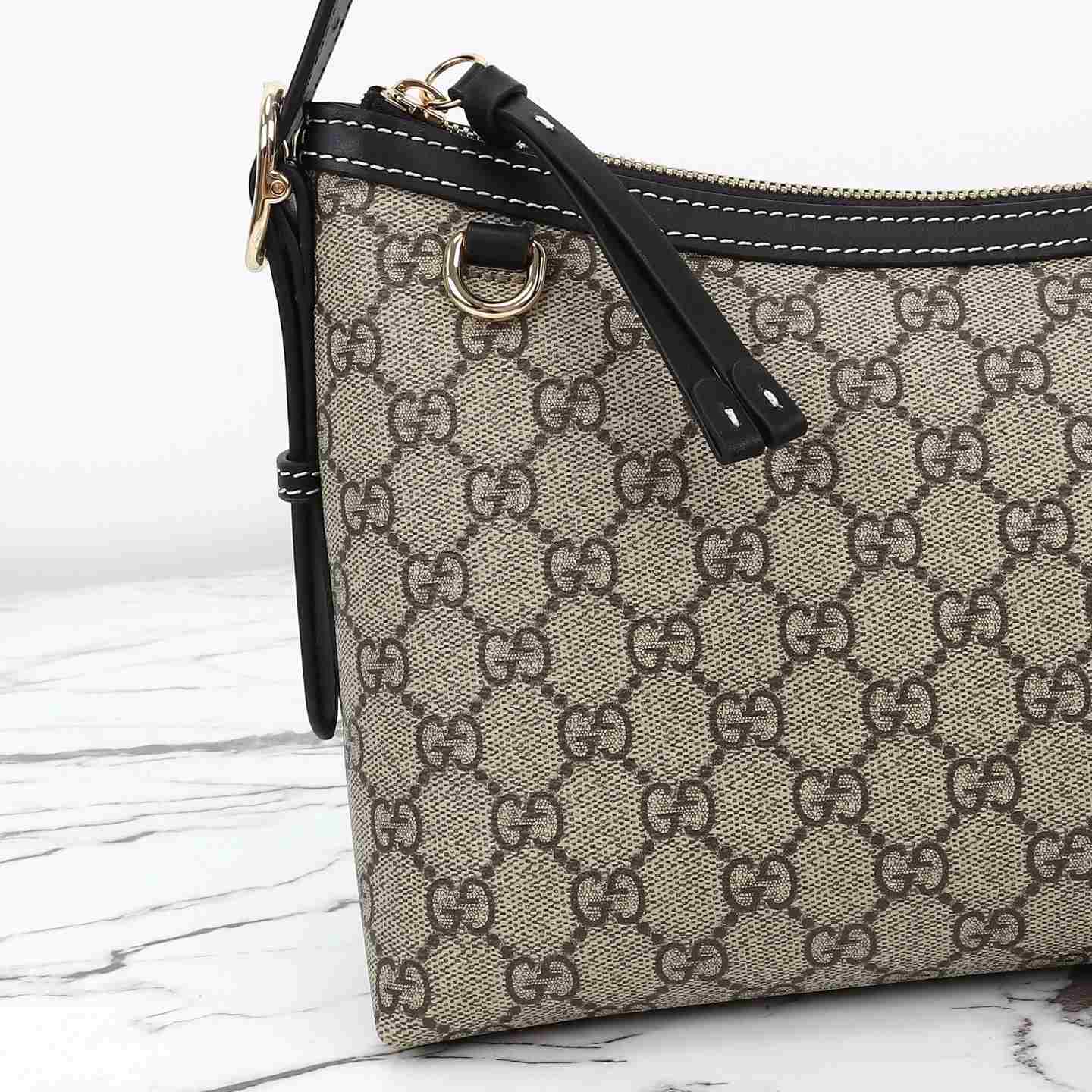 Gucci GG Emblem Medium Shoulder Bag — 847449