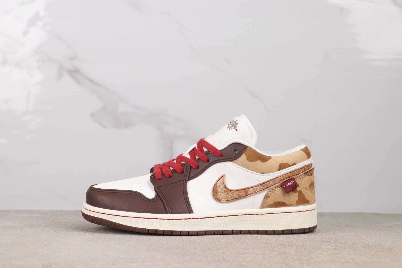 Air Jordan 1 Low SE “Year of the Horse” IQ5321-121