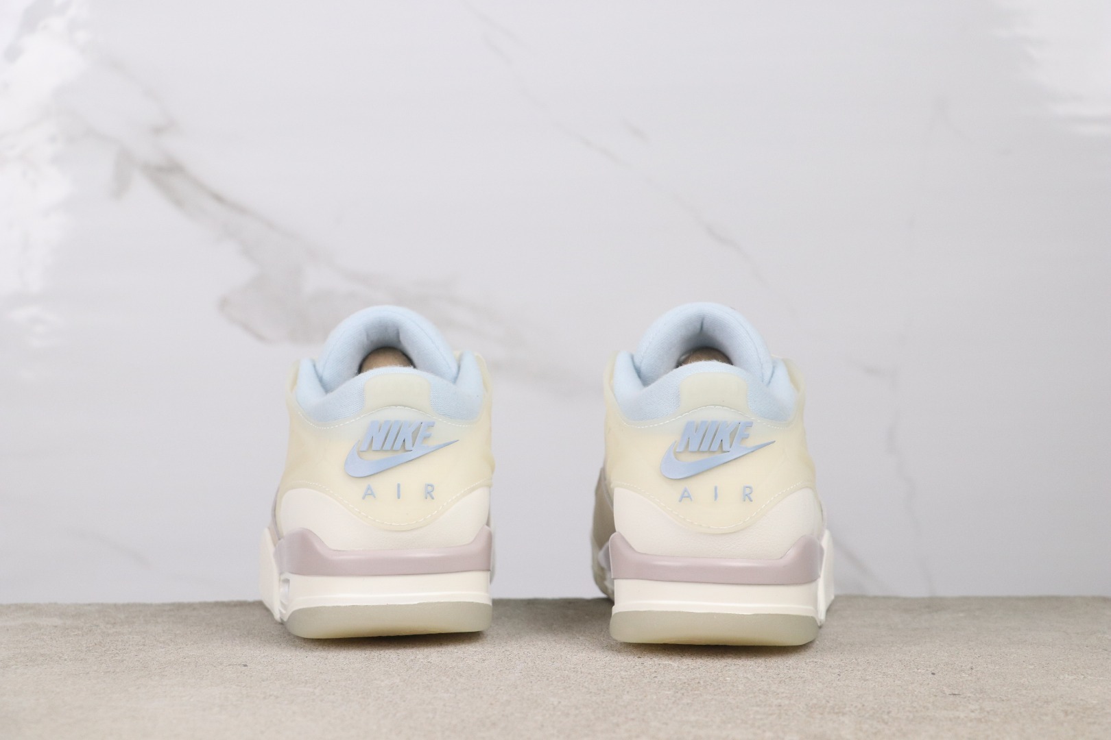 Air Jordan 4 RM IB8862-141