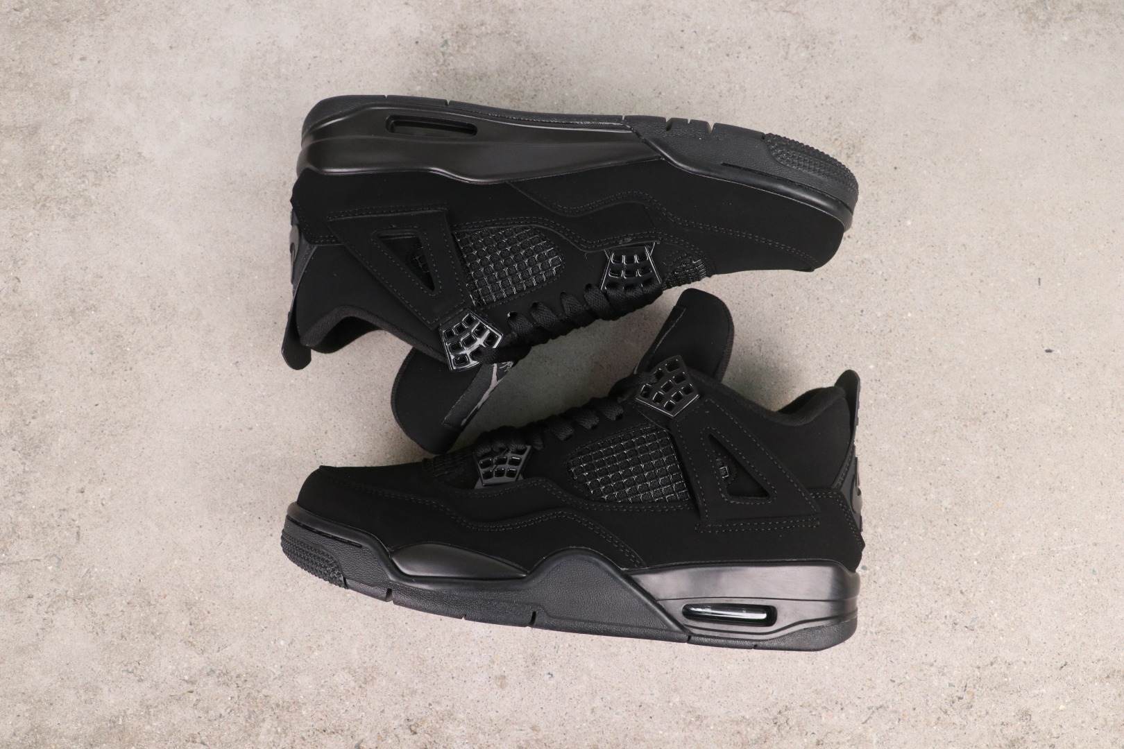 Air Jordan 4 “Black Cat” FV5029-010