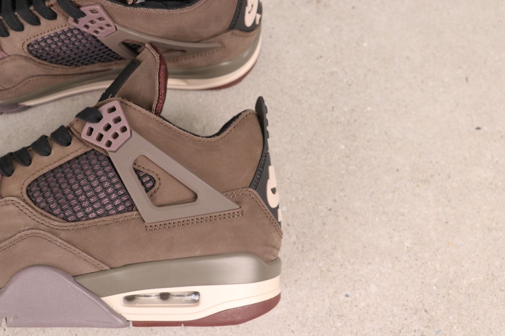 Air Jordan 4 “Dark Mocha” IF3102-200