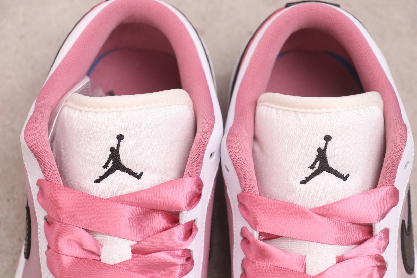 Air Jordan 1 Low SE IO0668-100
