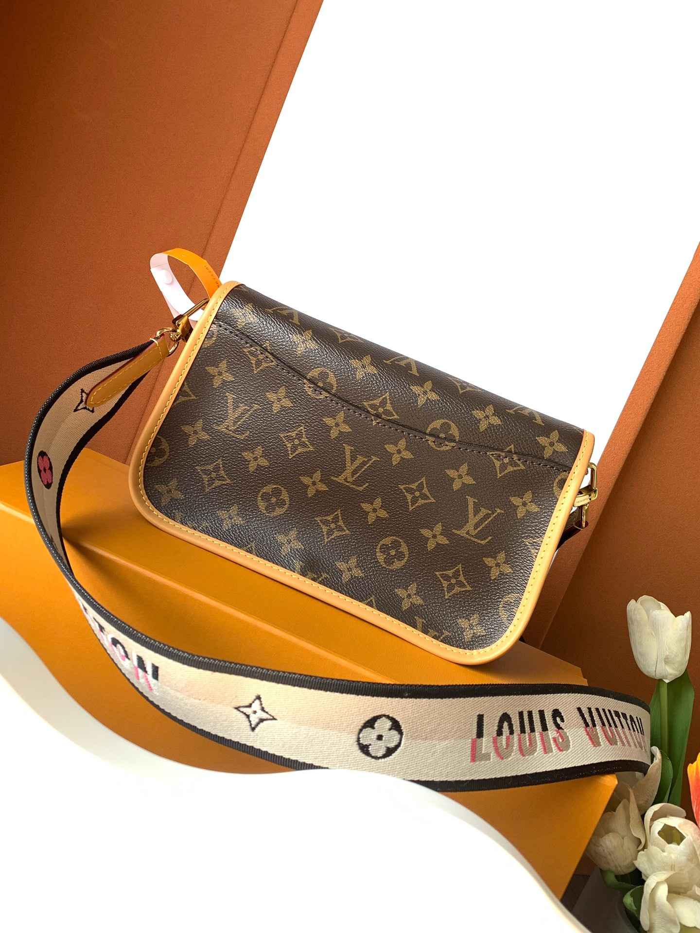 Louis Vuitton Diane — M45985