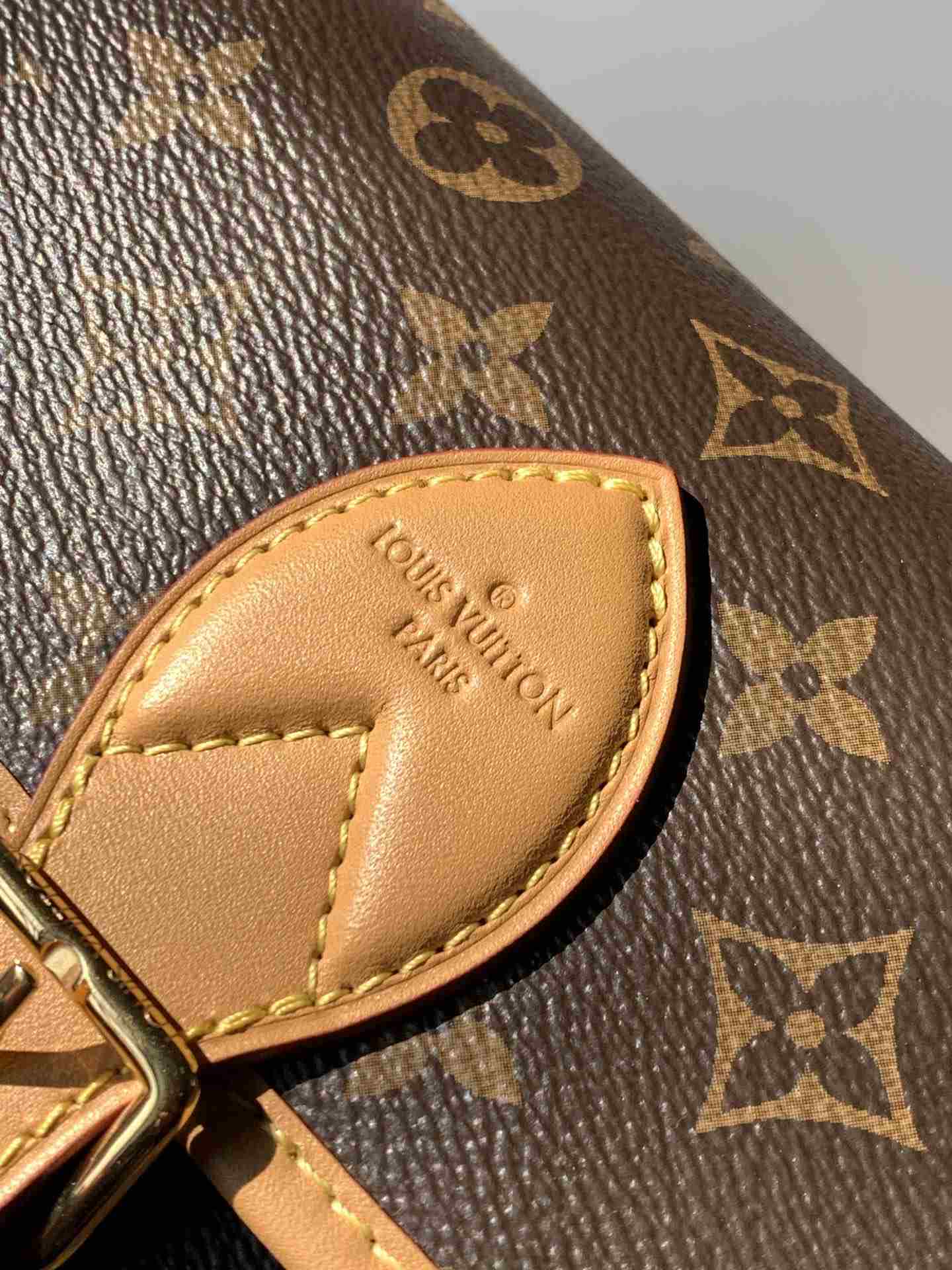 Louis Vuitton Diane — M45985