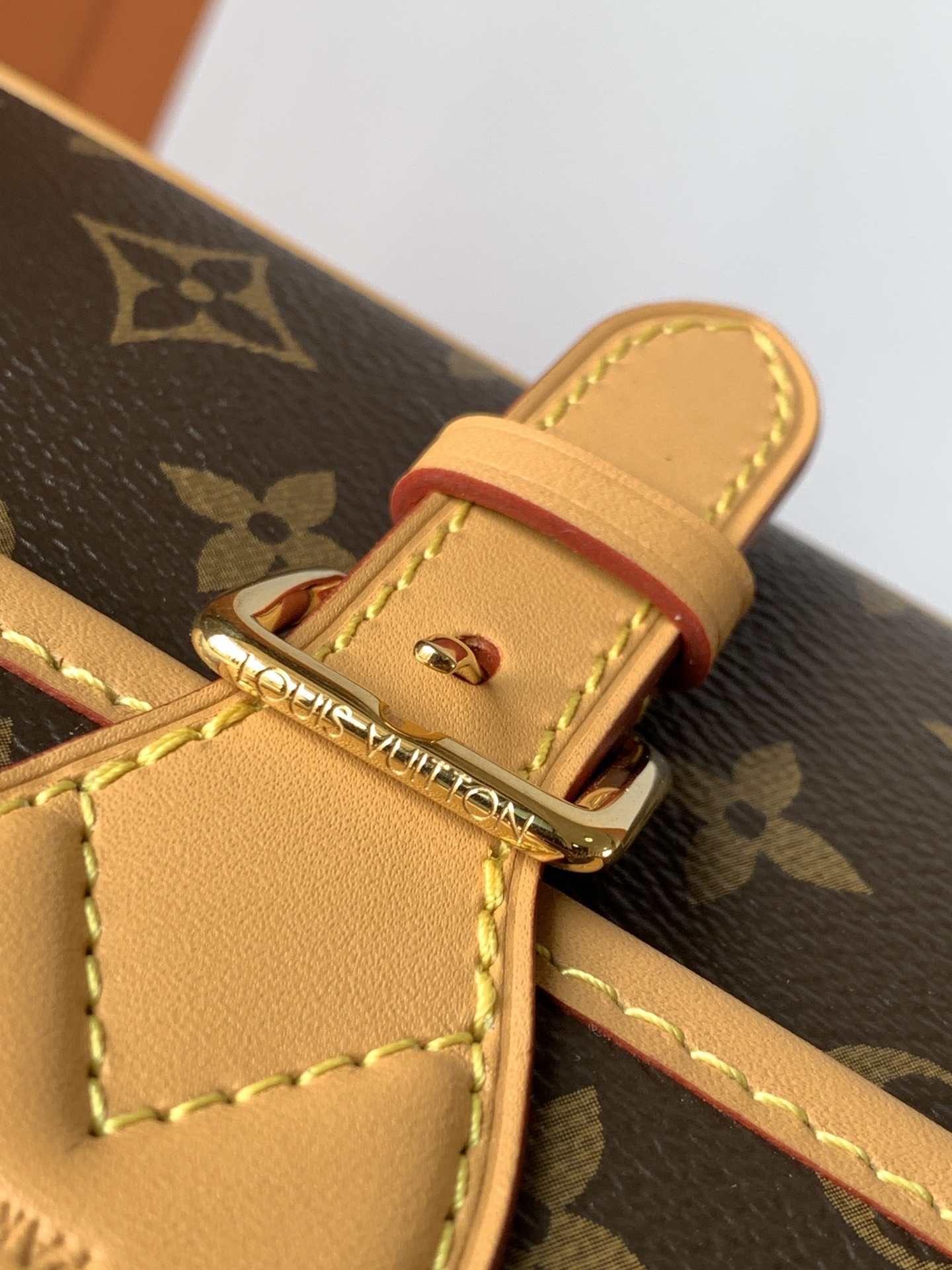 Louis Vuitton Diane — M45985