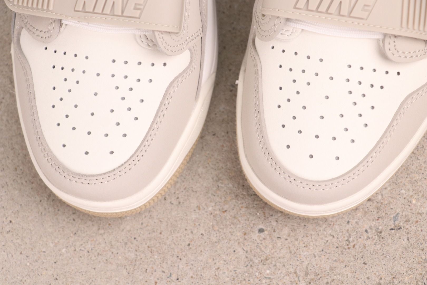 AIR JORDAN LEGACY IR7563-141