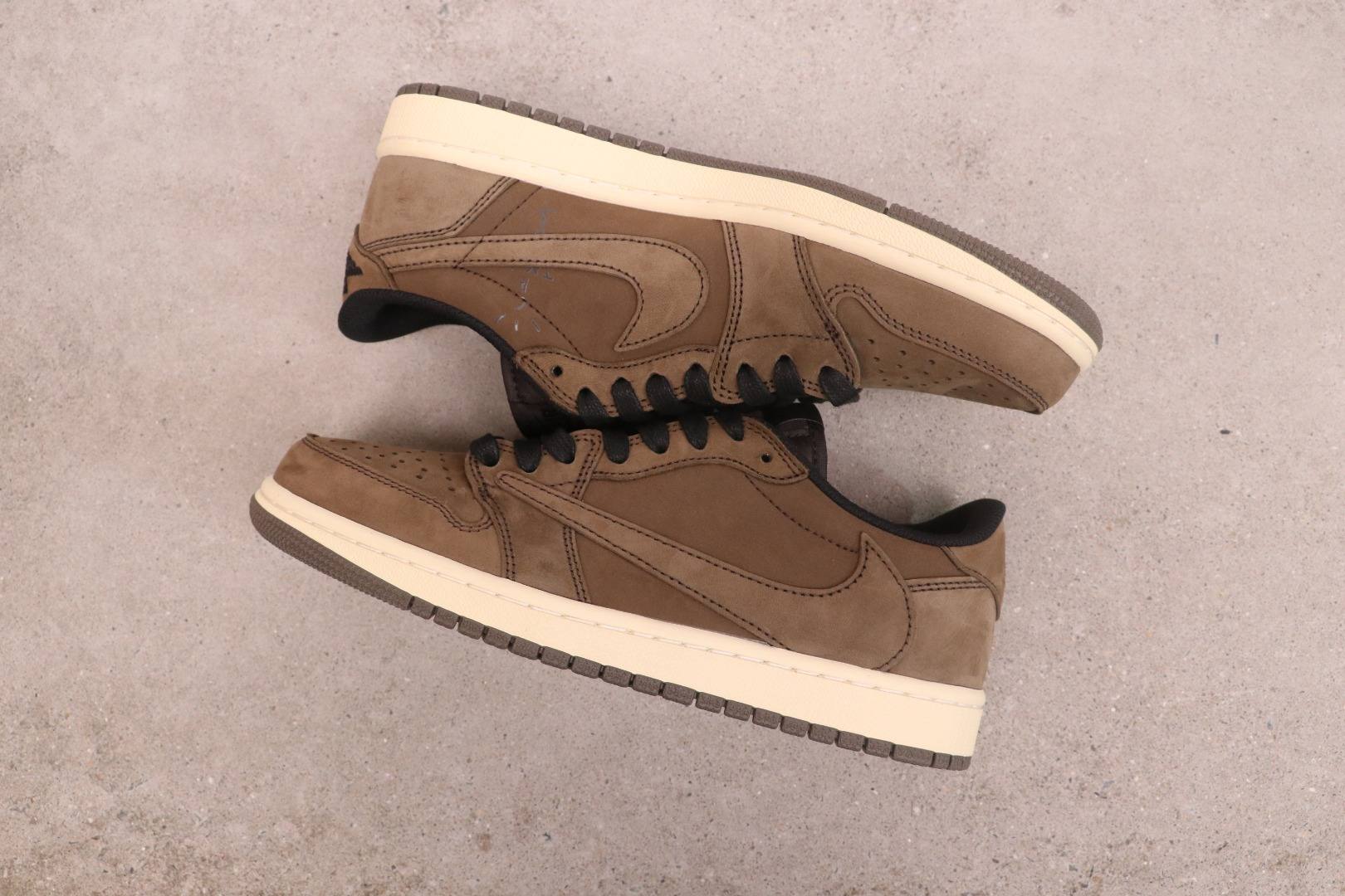 Air Jordan 1 Low OG DM7866-203