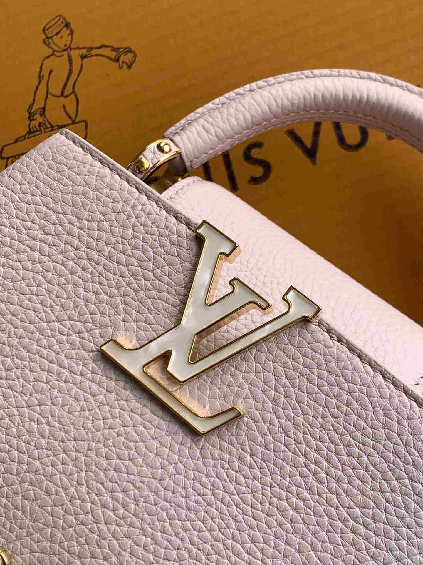 Louis Vuitton Capucines Top-Handle Bag — M25476
