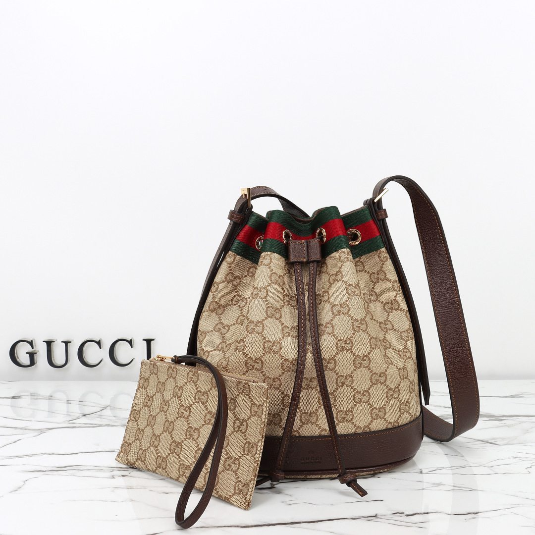 Gucci Venice Small Bucket Bag โ A002GW