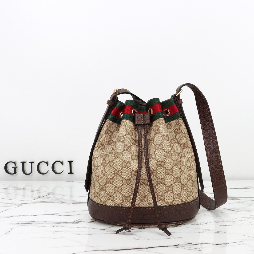 Gucci Venice Small Bucket Bag — A002GW