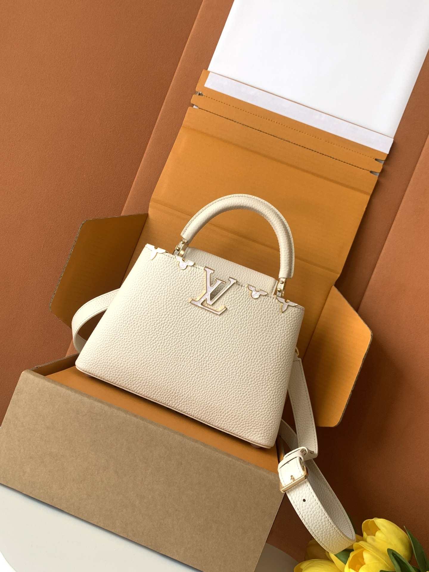 Louis Vuitton Capucines BB Top-Handle Bag — M25404