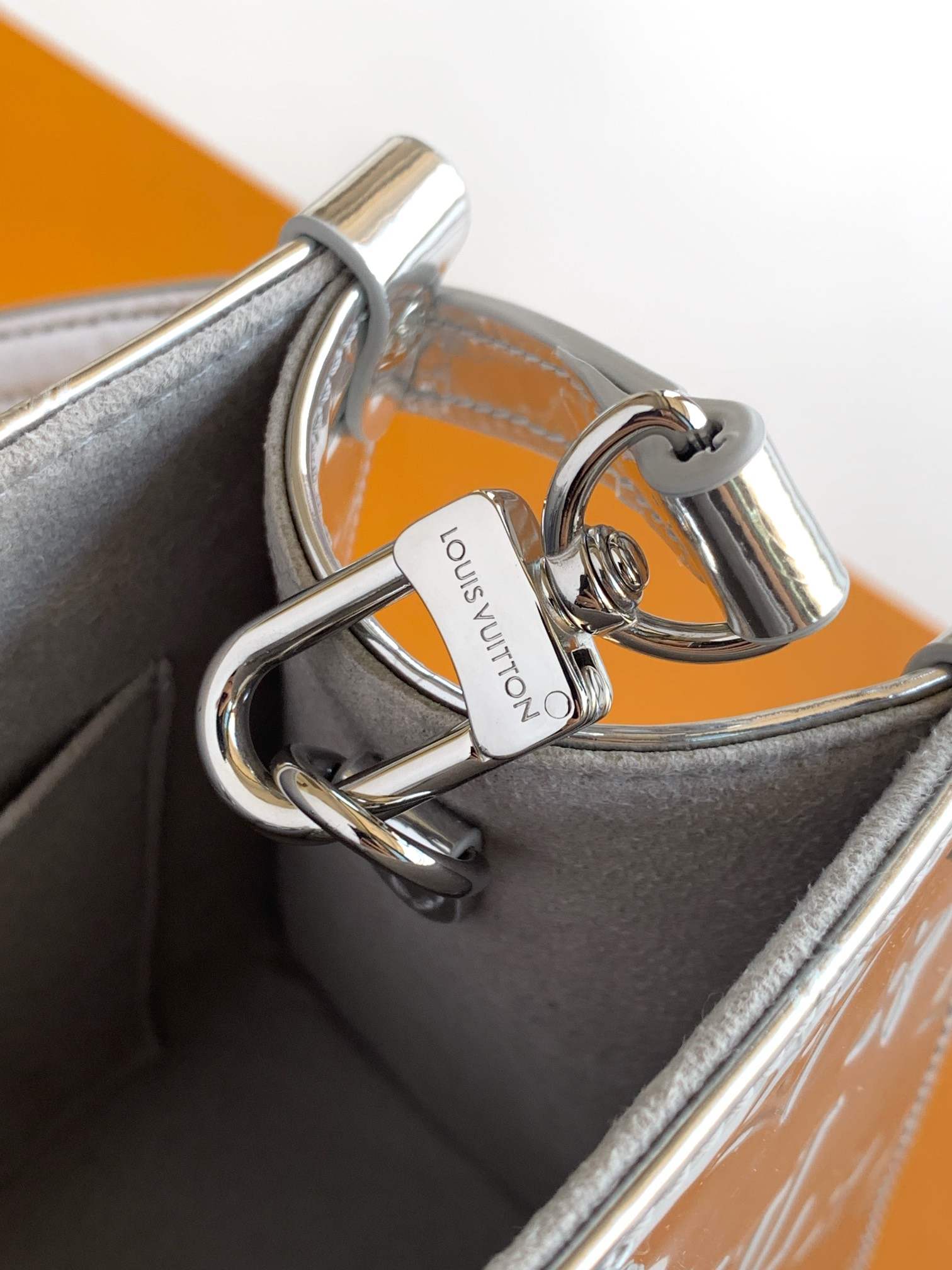 Louis Vuitton OnTheGo PM Tote Bag — M26373