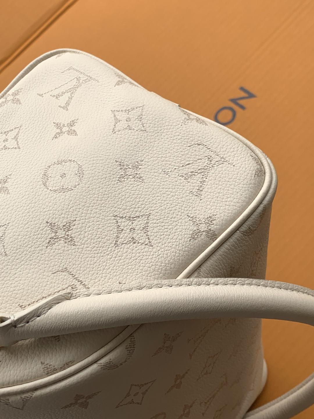 Louis Vuitton Speedy Bandoulière 25 Boston Bag — M26690