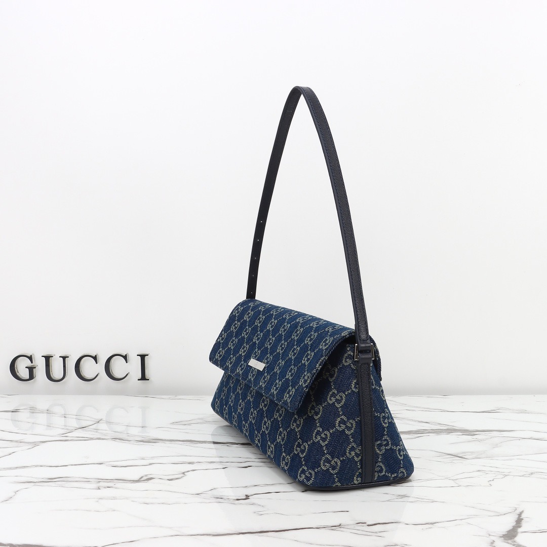 Gucci Madison Medium Shoulder Bag — 874744