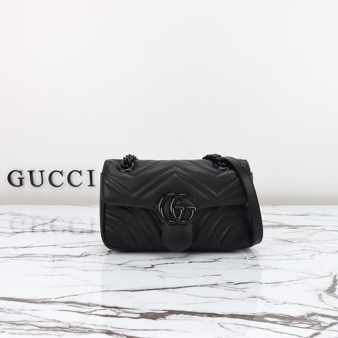 Gucci GG Marmont Small Shoulder Bag โ 446744